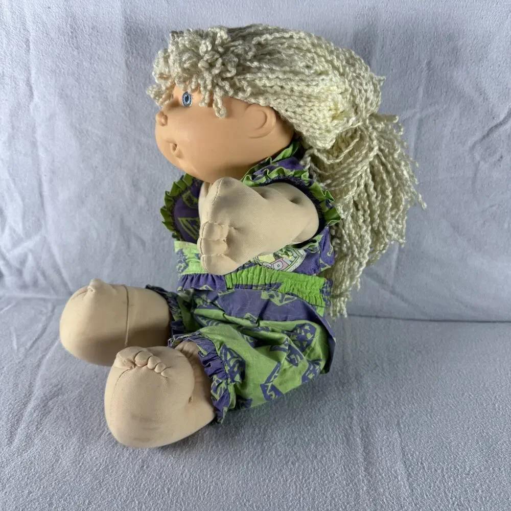 Cabbage Patch 1990 First Edition Designer “Happy Birthday” Girl Blonde Blue Eye